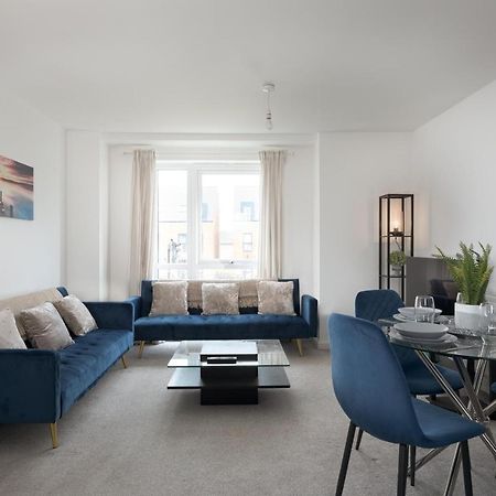 Two Bedroom Apartment - Milton Keynes By Aryas Properties Broughton  Екстер'єр фото