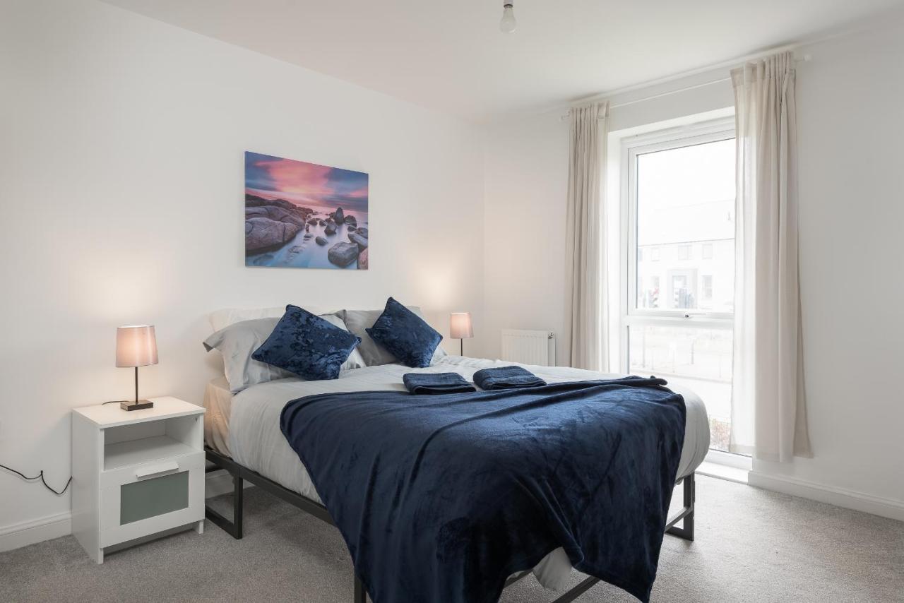 Two Bedroom Apartment - Milton Keynes By Aryas Properties Broughton  Екстер'єр фото